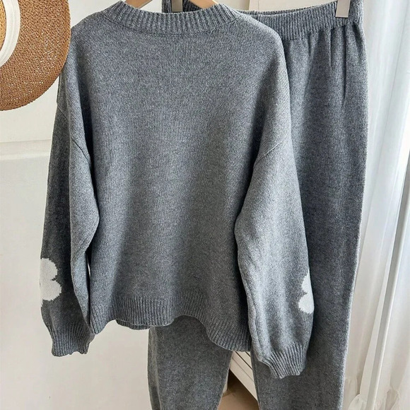 Grey Casual Women's Crochet Floral Pattern Sweater Top And Pants Knit Set - Picture 2 of 6